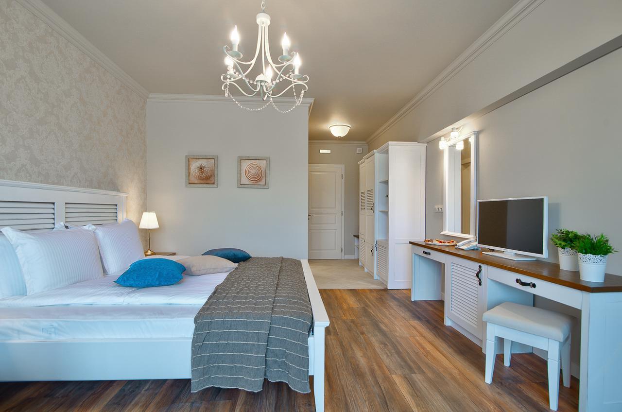 Sunny Castle Hotel Кранево Екстер'єр фото