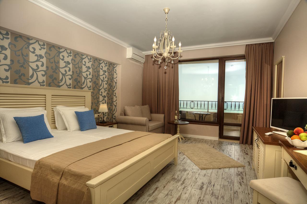 Sunny Castle Hotel Кранево Екстер'єр фото